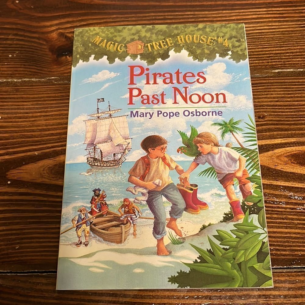 Magic Tree House Books #1-4 - Picture 6 of 6